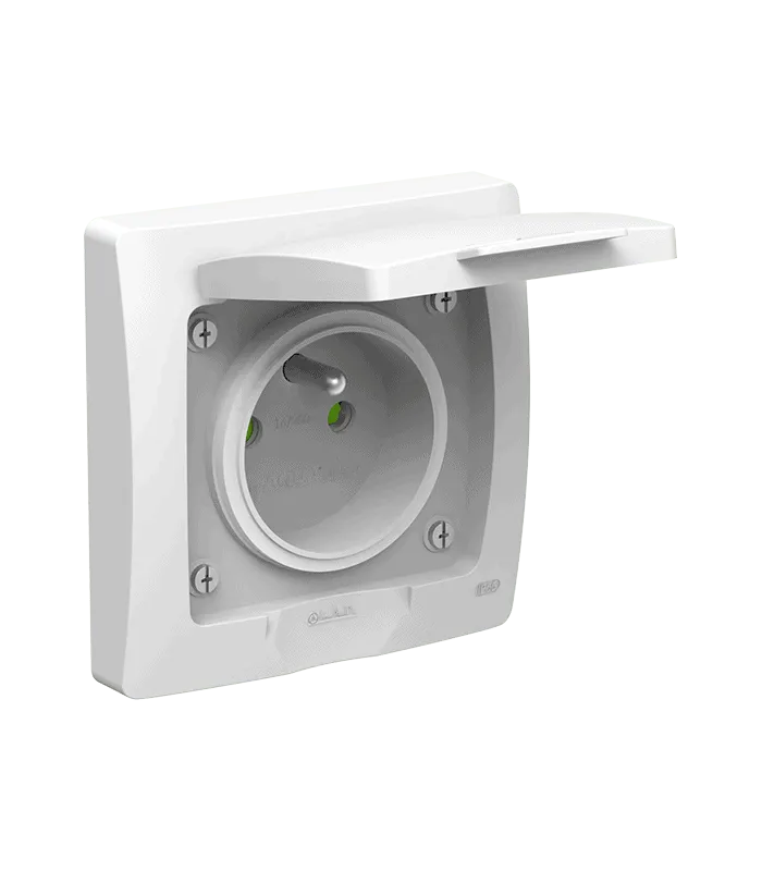Prise de courant 2P + T